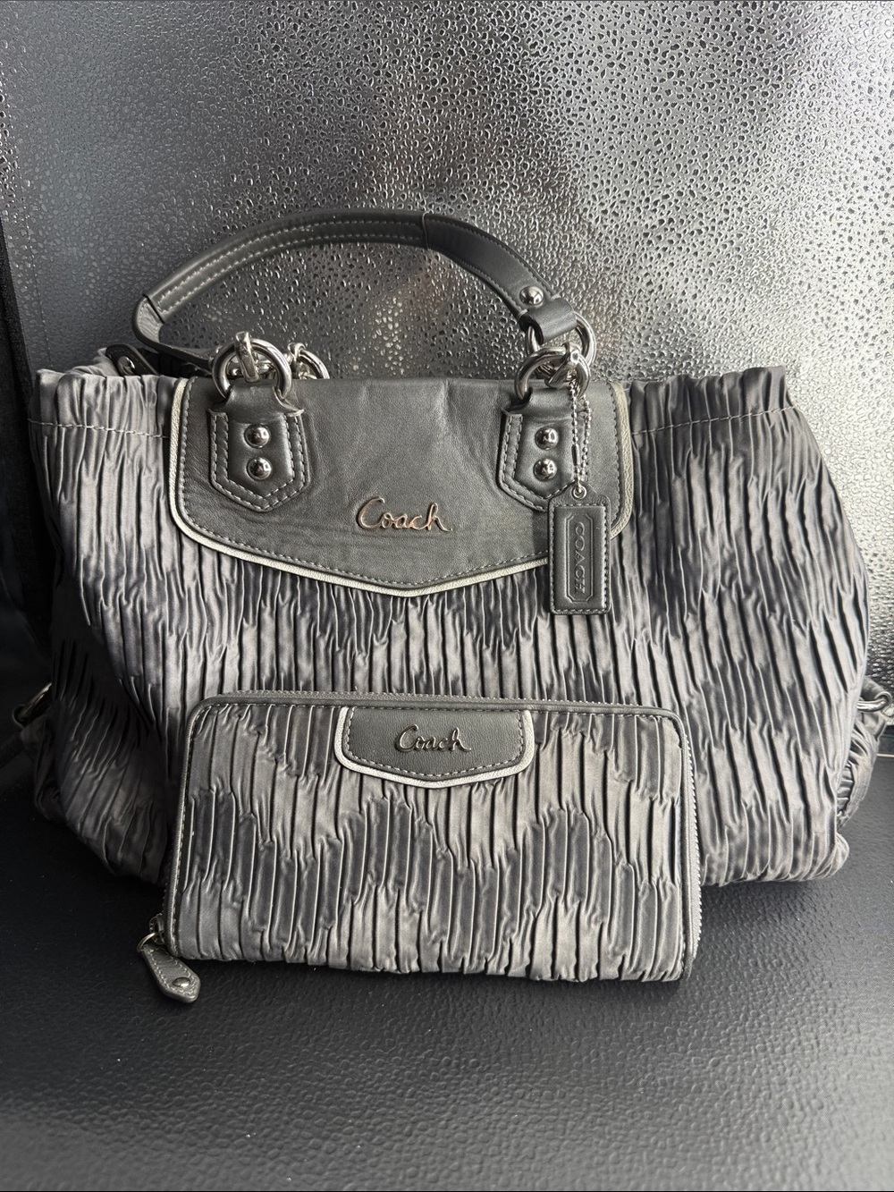 Coach Ashley gathered sateen Gray Satchel with Matching Wallet great condition